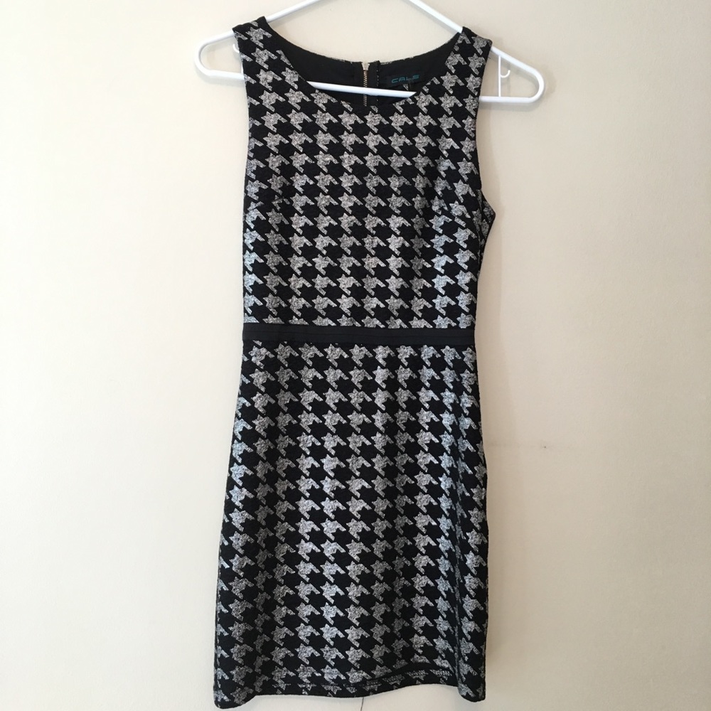 Metallic houndstooth bodycon dress